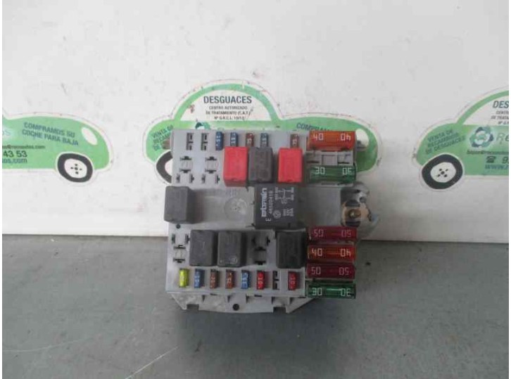 Replacement relay / fuse box for Alfa Romeo 147 (190) 1.6 T.Spark Eco Distinctive OEM IAM reference 46558759 147032 
