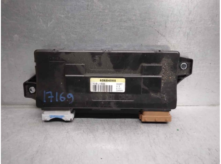 Recambio de centralita cierre para alfa romeo 159 (140) 1.9 jtdm 16v elegante referencia OEM IAM 60684088  