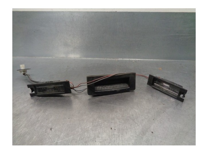 Recambio de maneta exterior porton para opel astra h caravan 1.7 16v cdti referencia OEM IAM 13156919 