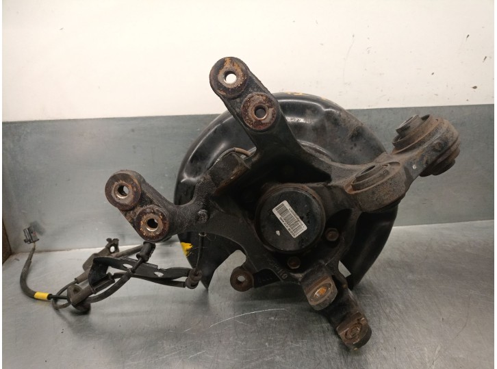 Recambio de mangueta trasera izquierda para hyundai i30 station wagon (gd) 1.6 crdi referencia OEM IAM 52710A6400 52710A6400 