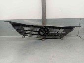 Recambio de rejilla delantera para mazda 626 berlina (gf) 2.0 turbodiesel cat referencia OEM IAM GG2M50712 