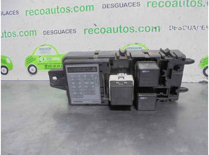 Recambio de caja reles / fusibles para volvo v40 familiar 1.6 cat referencia OEM IAM 30889989 