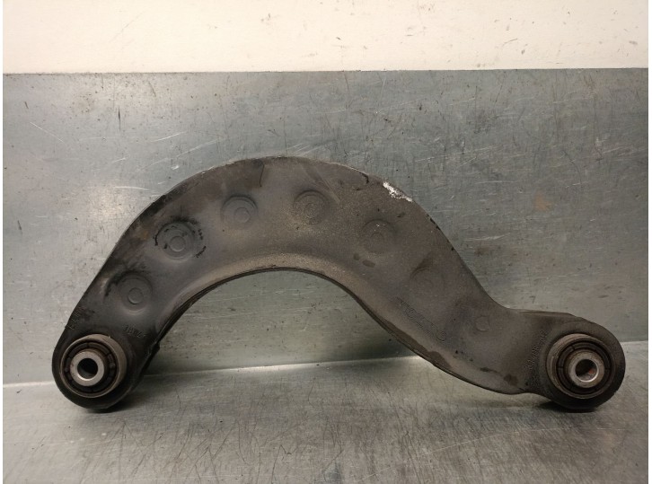 Replacement rear right upper suspension arm for Volvo V40 Hatchback (525) D3 OEM IAM reference 31406582 31406582 