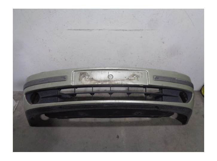 Recambio de paragolpes delantero para renault laguna ii (bg0) 1.9 dci diesel referencia OEM IAM 7701206433 VERDE CLARO 