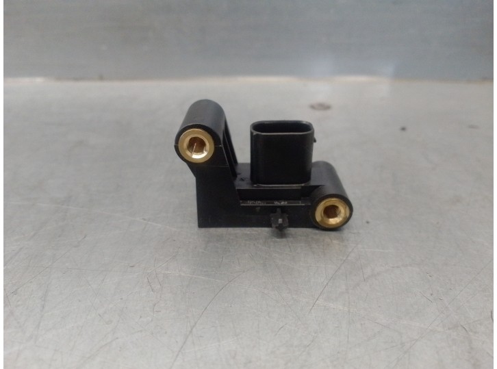 Replacement impact sensor for BMW 5 Series Touring (E61) 2.0 Turbodiesel CAT OEM IAM reference 6977398 69773986577 