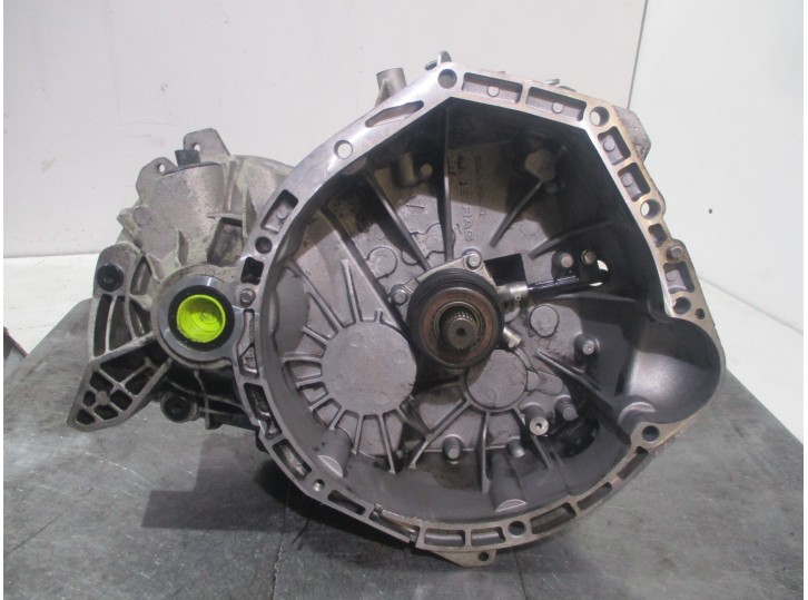 Replacement gearbox for Chrysler PT Cruiser (PT) 2.2 CRD CAT OEM IAM reference P05273474AB TCG039800006 GETRAG