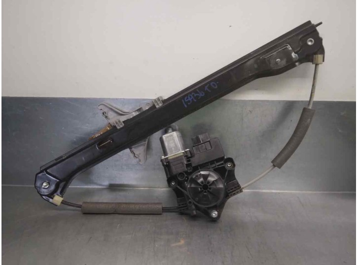 Recambio de elevalunas trasero derecho para skoda superb (3v3) active referencia OEM IAM 5Q0959812E 5 PINES 5 PUERTAS