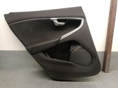 Recambio de guarnecido puerta trasera izquierda para volvo v40 hatchback (525) d3 referencia OEM IAM 1319940 31696312 