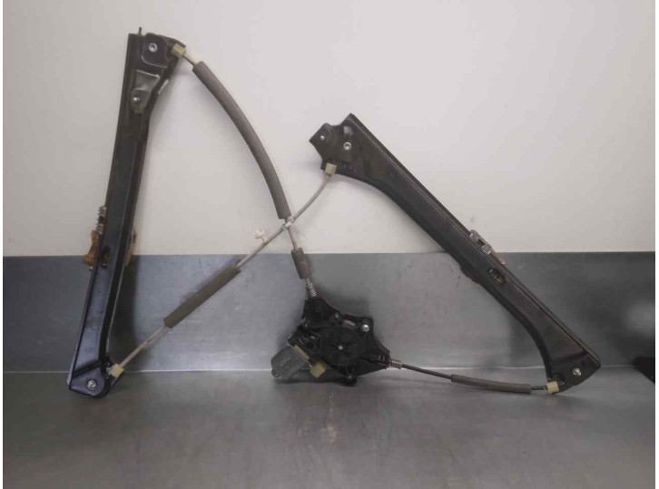 Recambio de elevalunas delantero izquierdo para skoda superb (3v3) active referencia OEM IAM 5Q0959801B 2 PINES 5 PUERTAS