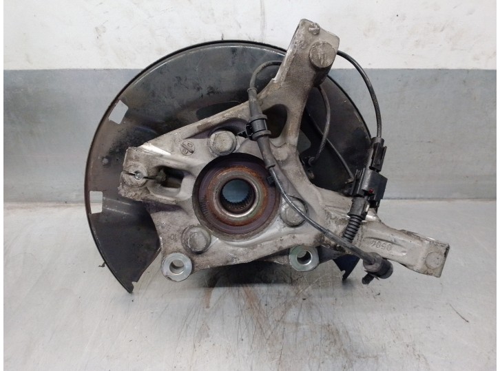Recambio de mangueta delantera izquierda para opel astra j lim. 1.7 16v cdti referencia OEM IAM 308105 