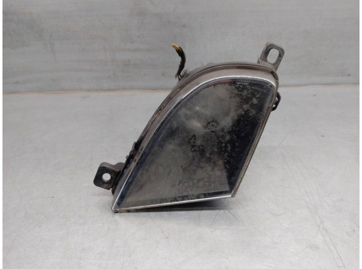 Recambio de faro antiniebla derecho para bmw serie 5 touring (e61) 2.0 turbodiesel cat referencia OEM IAM 7177712 0305083002 AL