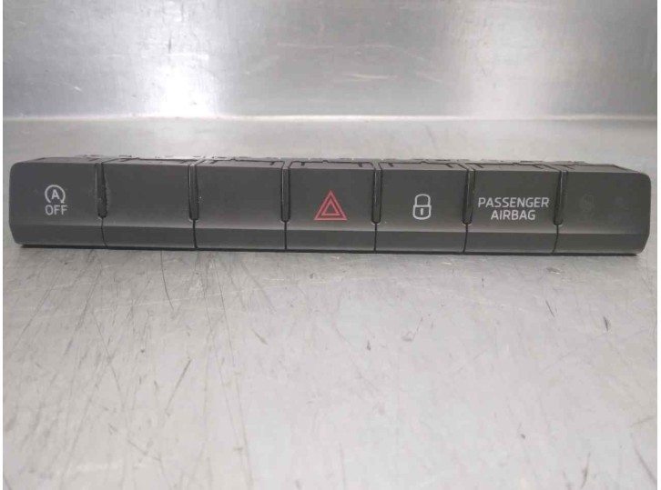 Recambio de warning para skoda karoq (nu) 125 aniversario referencia OEM IAM 565927132AJ 03498800202 