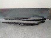 Replacement front right wiper arm for Chrysler PT Cruiser (PT) 2.2 CRD CAT OEM IAM reference 5018434AA 