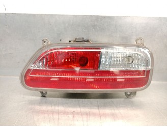 Replacement rear right fog light for Kia Cee'd (JD) 1.6 CRDi 136 OEM IAM reference 92406A2700 