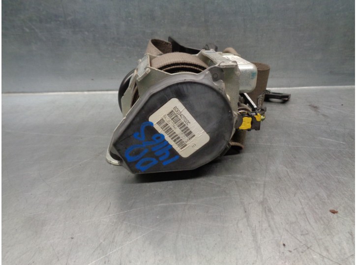 Replacement front right seatbelt for Chrysler PT Cruiser (PT) 2.2 CRD CAT OEM IAM reference 606340700C WITH PRE