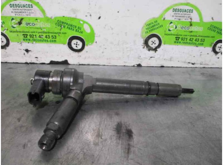 Recambio de inyector para opel astra h berlina 1.7 16v cdti cat (z 17 dtl / lrb) referencia OEM IAM 0445110174 0445110174 BOSCH