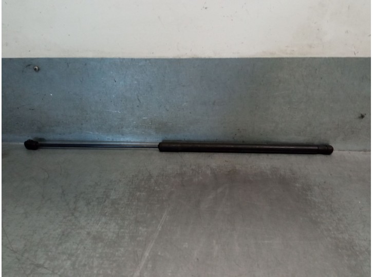 Recambio de amortiguadores capo para volkswagen touareg (7p5, 7p6) 3.0 v6 tdi referencia OEM IAM 7P68235904S 7P6823359 