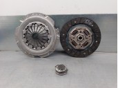 Replacement clutch kit for Fiat Punto Sedan (176) 1.1 CAT OEM IAM reference 826350 700335 VALEO