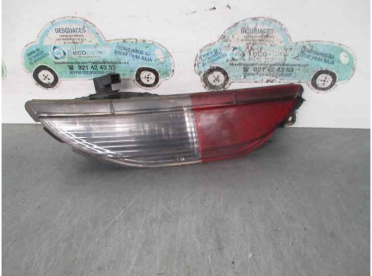 Replacement rear right fog light for fiat grande punto (199) 1.3 16v jtd cat OEM IAM reference 27470202 