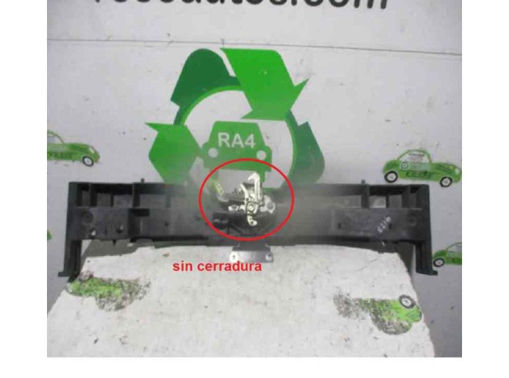 Recambio de panel frontal para citroën c3 picasso 1.6 hdi fap referencia OEM IAM DE FIBRA CON CERRADURA 