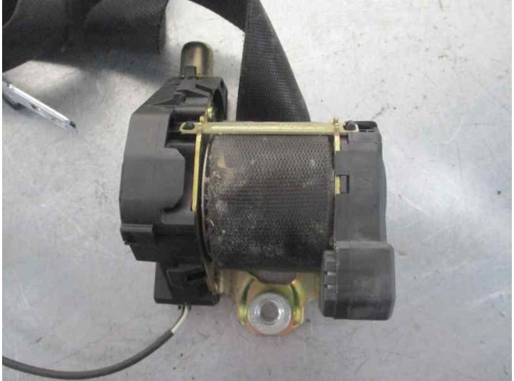 Recambio de cinturon seguridad delantero izquierdo para mercedes-benz clase m (w163) 4.0 cdi 32v cat referencia OEM IAM 33003479