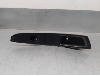 Recambio de mando elevalunas delantero derecho para hyundai i20 1.0 tgdi cat referencia OEM IAM 93580C8000  