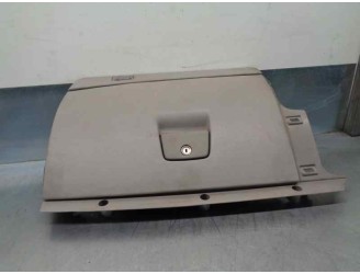 Recambio de guantera para volvo v50 familiar 2.0 diesel cat referencia OEM IAM 8626141 