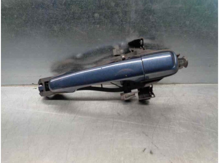 Recambio de maneta exterior delantera derecha para volvo v50 familiar 2.0 diesel cat referencia OEM IAM 30784202 
