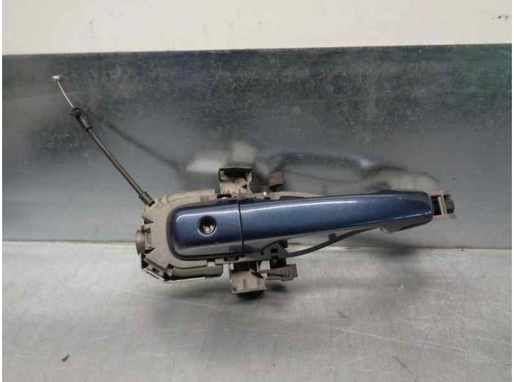 Recambio de maneta exterior delantera izquierda para volvo v50 familiar 2.0 diesel cat referencia OEM IAM 39879658 
