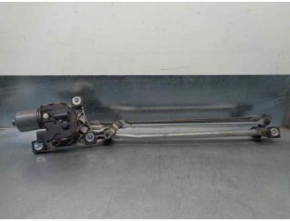 Replacement front wiper motor for Volvo V50 Estate 2.0 Diesel CAT OEM IAM reference 30698235 0390241650 BOSCH