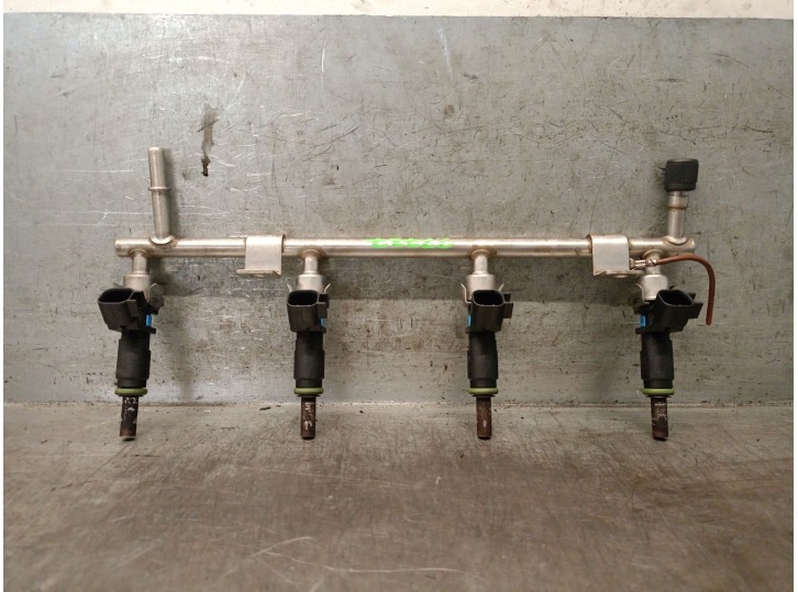 Recambio de rampa inyectora para chevrolet cruze (j300) 1.6 referencia OEM IAM 55573666 55573666 