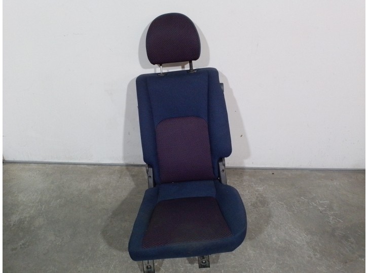 Recambio de asientos trasero izquierdo para fiat doblo cargo (223) 1.9 jtd cat referencia OEM IAM 4829647 TELA AZUL Y ROJO 5 PUE