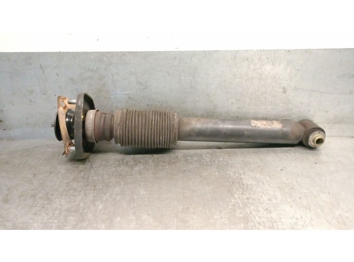 Replacement rear left shock absorber for BMW X5 (e53) 3.0 D OEM IAM reference 33526751543 33506751543 