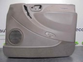Recambio de guarnecido puerta delantera derecha para chrysler grand voyager (rg) 2.5 referencia OEM IAM XW321L5AA  