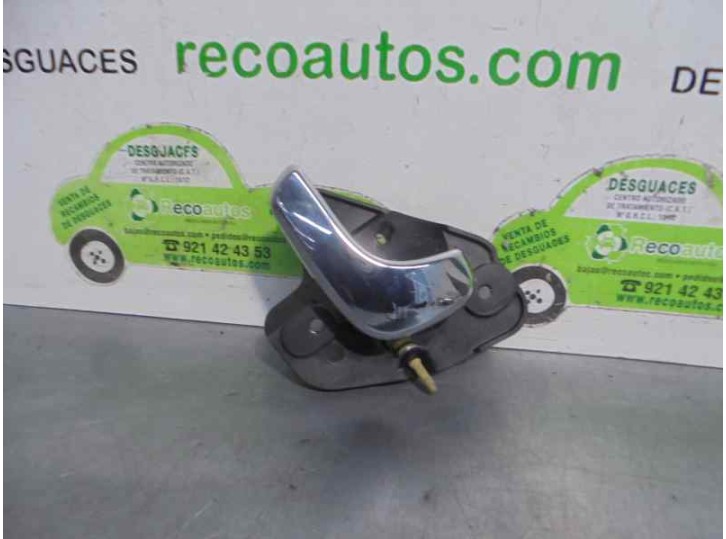 Recambio de maneta interior delantera derecha para chrysler grand voyager (rg) 2.5 referencia OEM IAM   
