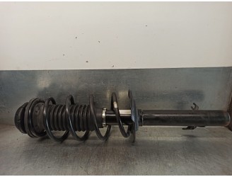 Replacement front right shock absorber for Peugeot 107 1.0 CAT (384F) OEM IAM reference 485100H010 03071000397 KYB