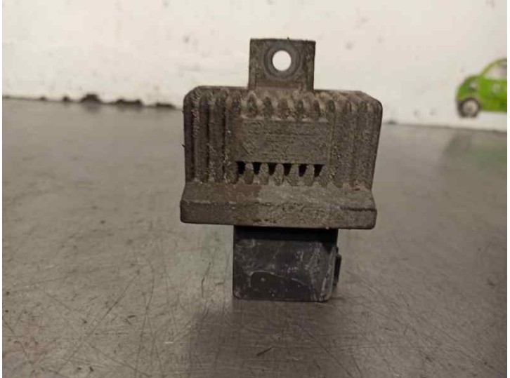 Recambio de caja precalentamiento para renault laguna ii grandtour (kg0) 2.0 dci diesel cat referencia OEM IAM 7700115078 
