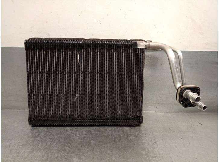 Recambio de evaporador aire acondicionado para bmw 3 touring (f31) 320 d referencia OEM IAM 64119229487 64119229487 