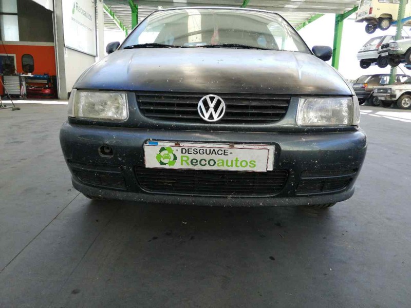 volkswagen polo berlina (6n1) del año 1999