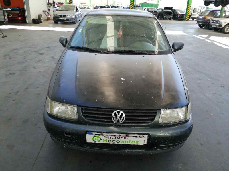 volkswagen polo berlina (6n1) del año 1999