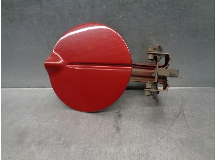 Recambio de tapa exterior combustible para chrysler pt cruiser (pt) 2.2 crd cat referencia OEM IAM 04724669ACC 