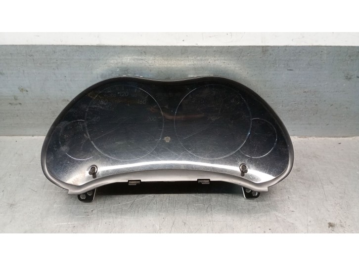 Recambio de cuadro instrumentos para toyota avensis berlina (t25) 2.0 turbodiesel cat referencia OEM IAM 8380005630H 8380005630 