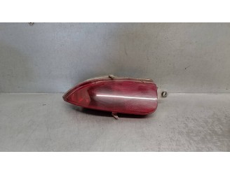 Recambio de faro antiniebla trasero derecho para opel corsa c 1.3 16v cdti cat (z 13 dt / ln9) referencia OEM IAM 6223042 