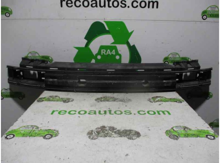 Recambio de refuerzo paragolpes delantero para volvo v40 familiar 1.8 16v cat referencia OEM IAM DE PLASTICO 