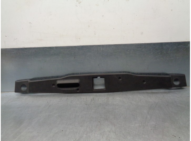 Recambio de molduras traseras para mercedes-benz clase s (w220) berlina 3.2 cdi cat referencia OEM IAM 2207500081  