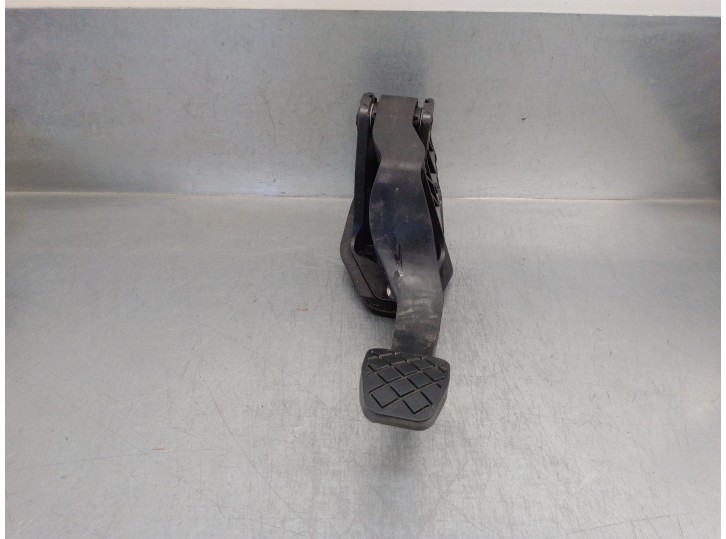 Recambio de pedal embrague para seat ibiza (kj1) 1.0 tsi referencia OEM IAM 2Q1721059H 