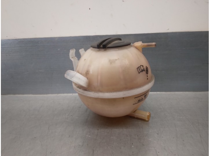 Recambio de deposito expansion para volkswagen tiguan (5n2) 2.0 tdi referencia OEM IAM 1K0121407  