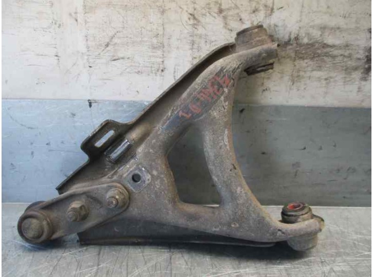 Recambio de brazo suspension inferior delantero izquierdo para renault rapid/express (f40) 1.4 referencia OEM IAM   