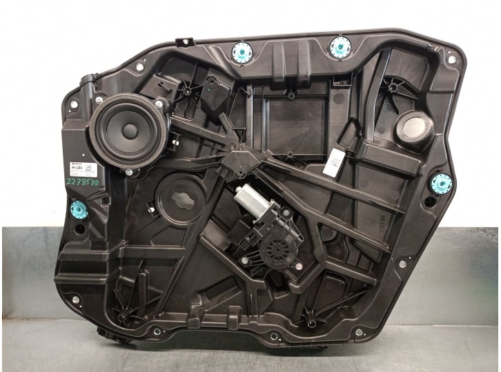 Recambio de elevalunas delantero derecho para bmw x1 (u11) sdrive 18 d referencia OEM IAM 5A1D876 51335A620E8 