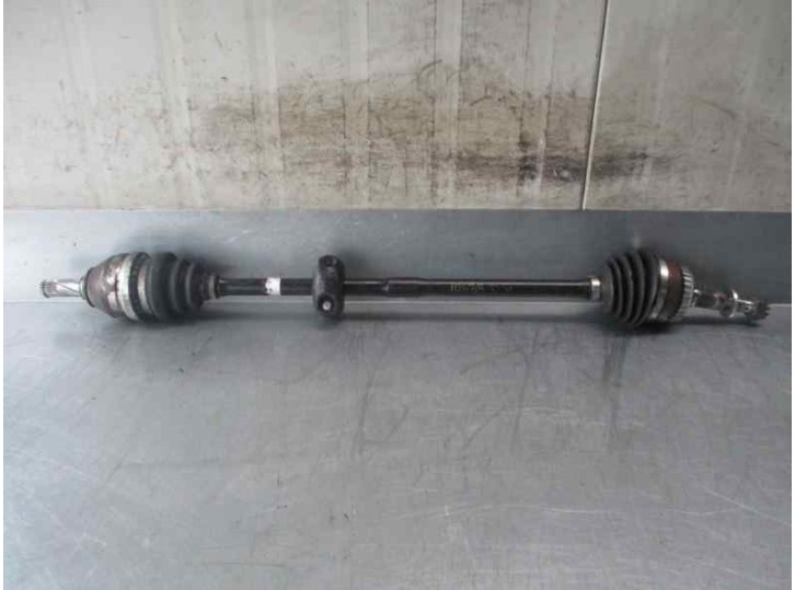 Recambio de transmision delantera derecha para opel vectra b berlina 1.8 16v referencia OEM IAM 374306  